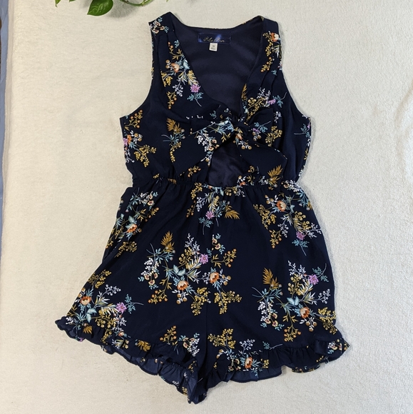 Francesca's Blue Rain Blue Floral Summer Romper, M - Picture 12 of 12